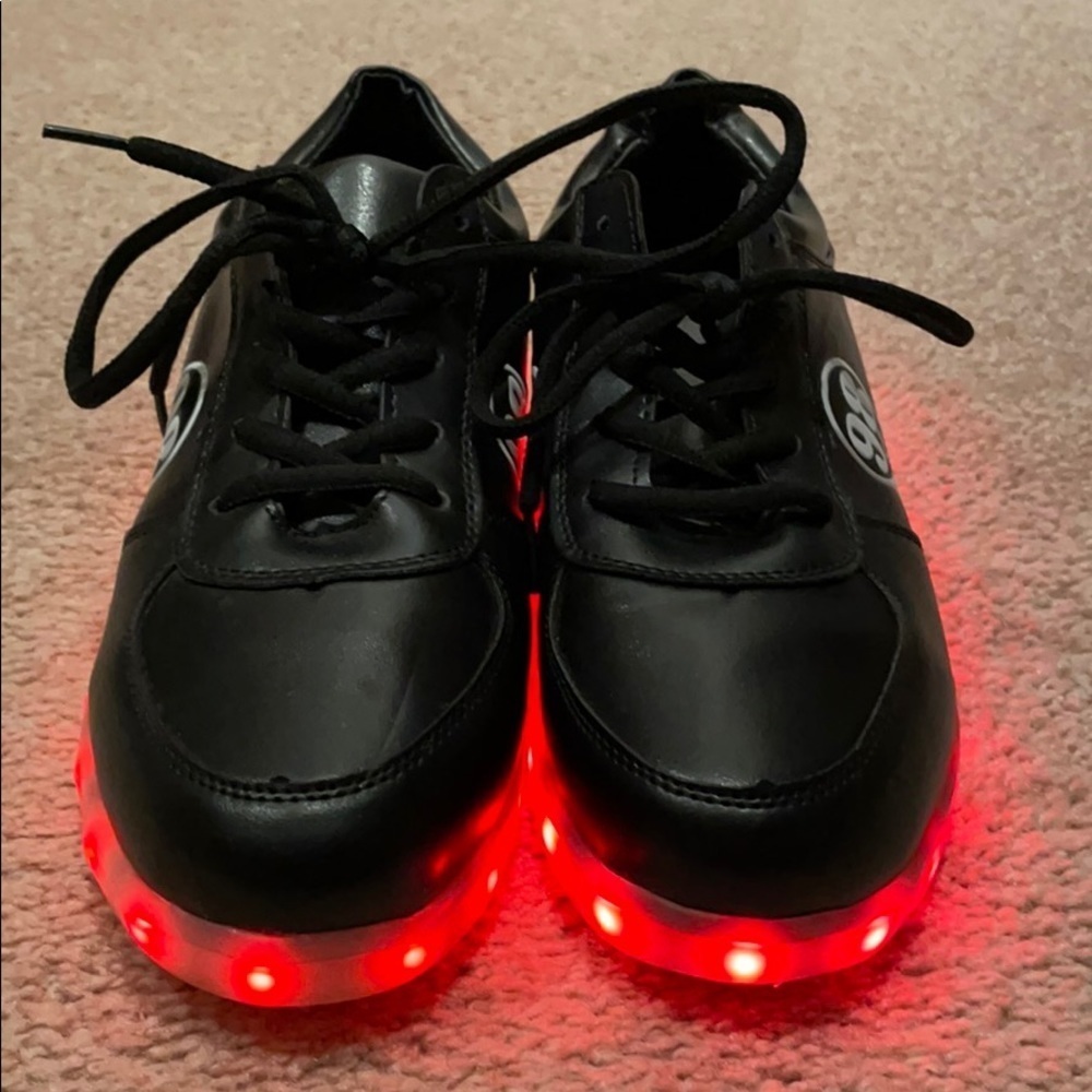 98 KB Shoes